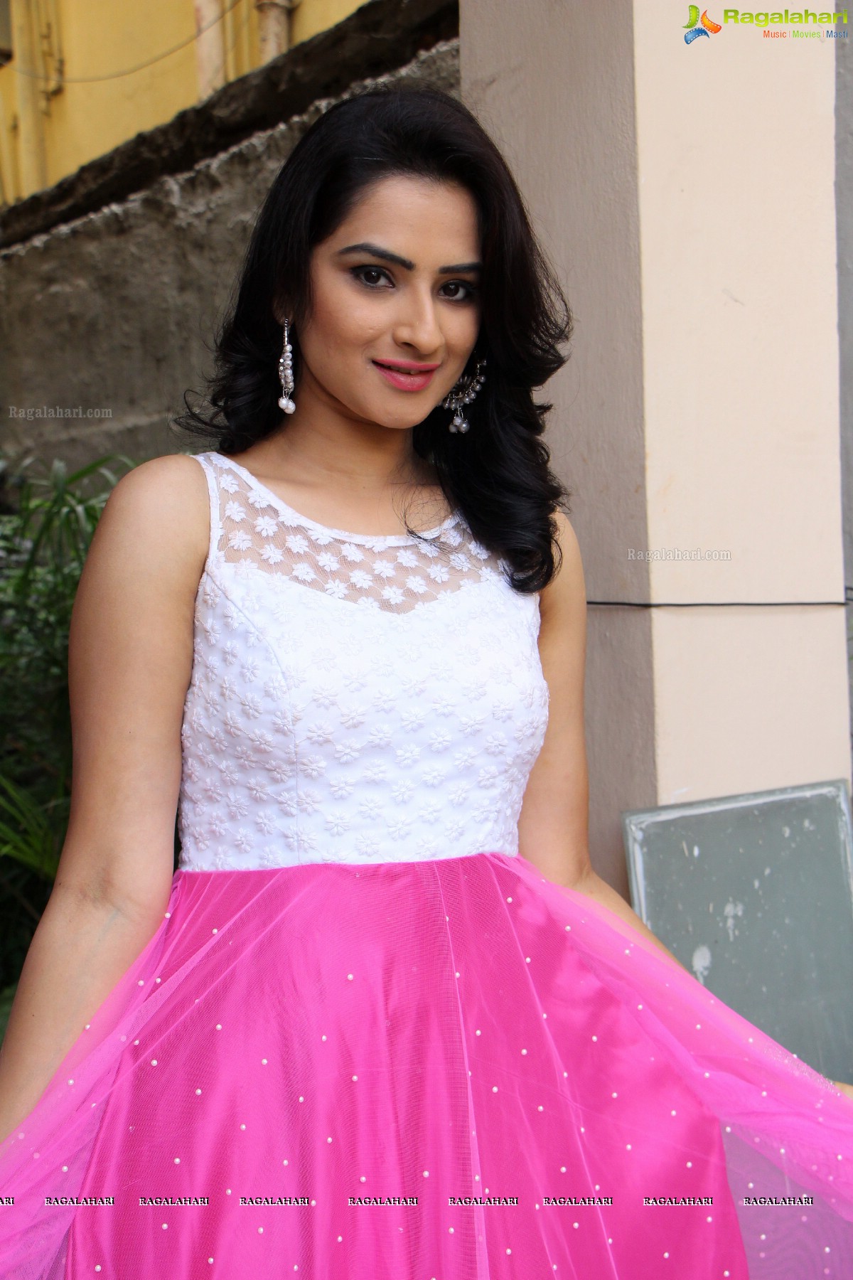 Actress Poorna Launches SR fashion Studio at Banjara Hills, Hyderabad