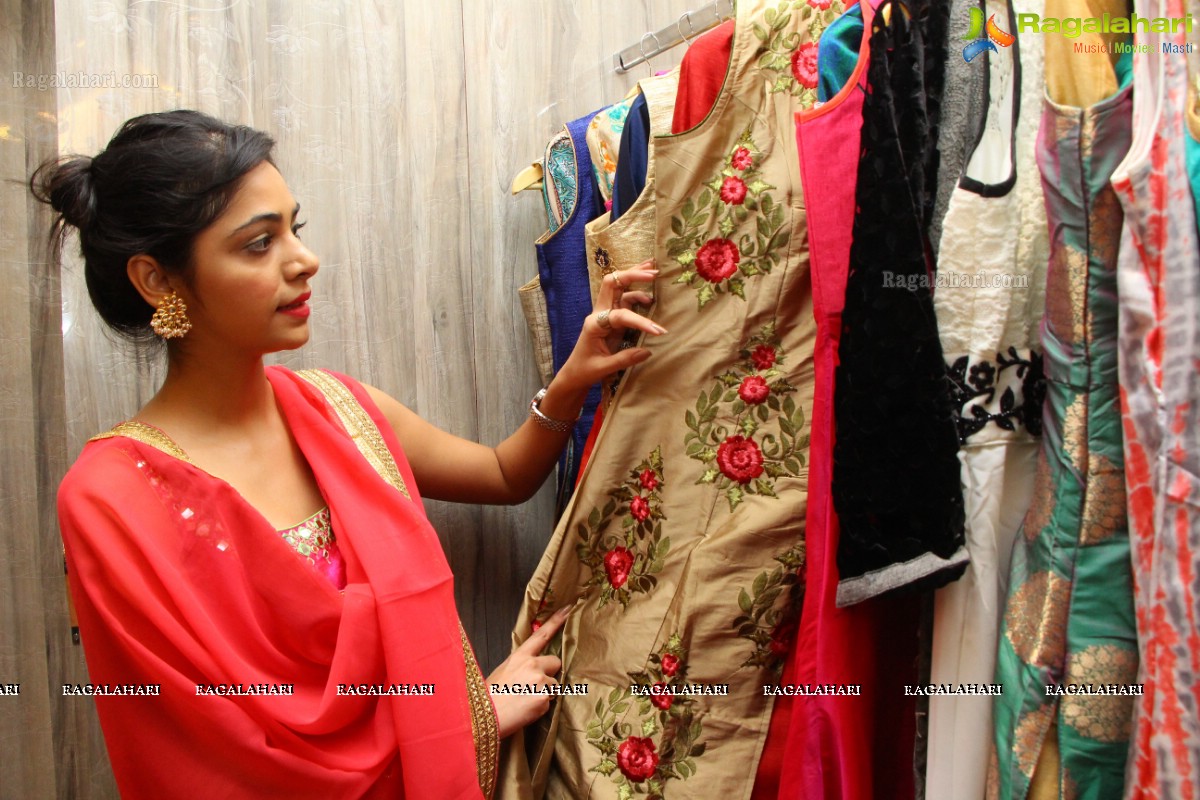 Actress Poorna Launches SR fashion Studio at Banjara Hills, Hyderabad