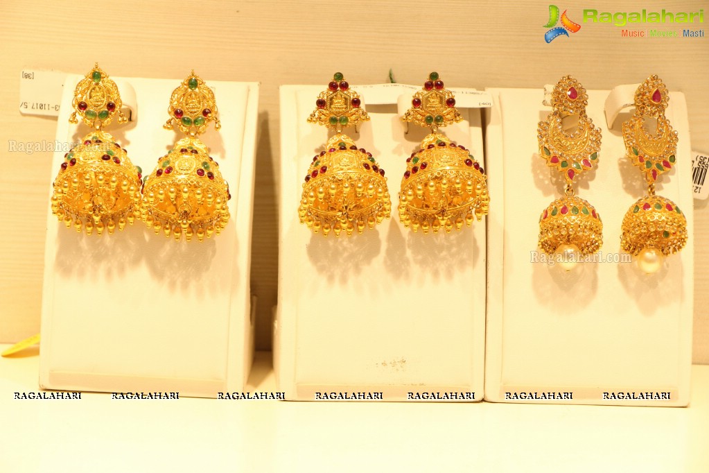 Lasya launches TBZ's Devan Collection - The New Range of Temple Jewellery at TBZ Showroom, Hyderabad