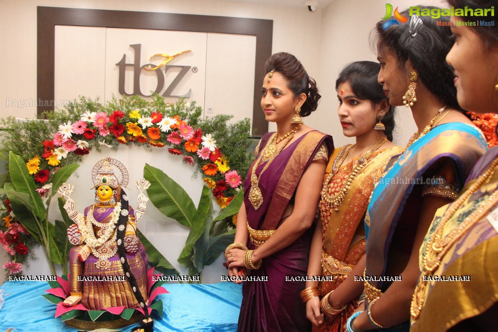 Lasya launches TBZ's Devan Collection - The New Range of Temple Jewellery at TBZ Showroom, Hyderabad