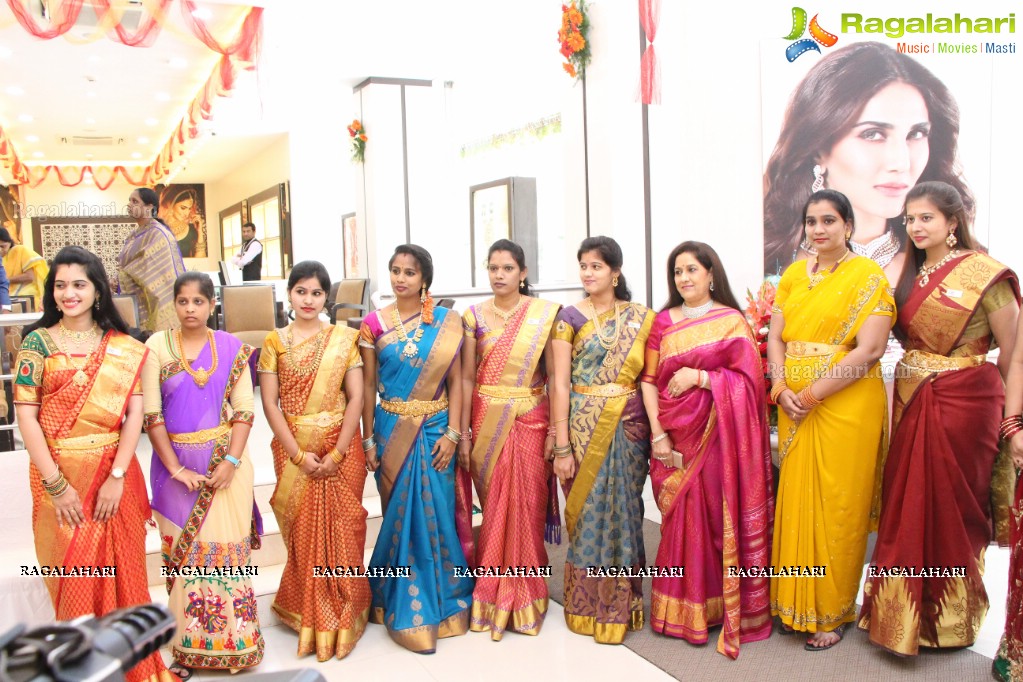 Lasya launches TBZ's Devan Collection - The New Range of Temple Jewellery at TBZ Showroom, Hyderabad