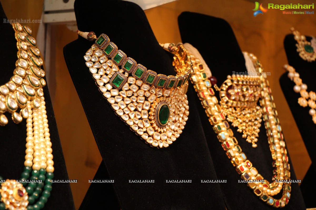 Komal Kalra launches Trendz Lifestyle Designer Exhibition at Taj Krishna, Hyderabad