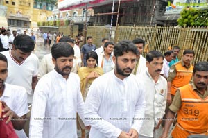 Lie team visits Tirumala