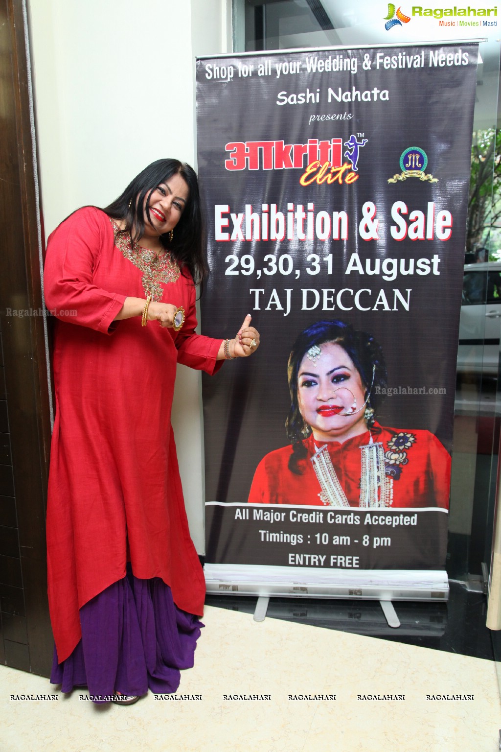 Athithi Das inaugurates Akritti Elite Exhibition & Sale at Taj Deccan