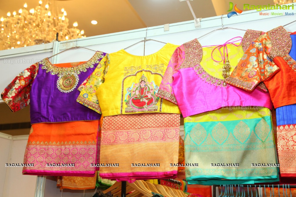 Athithi Das inaugurates Akritti Elite Exhibition & Sale at Taj Deccan