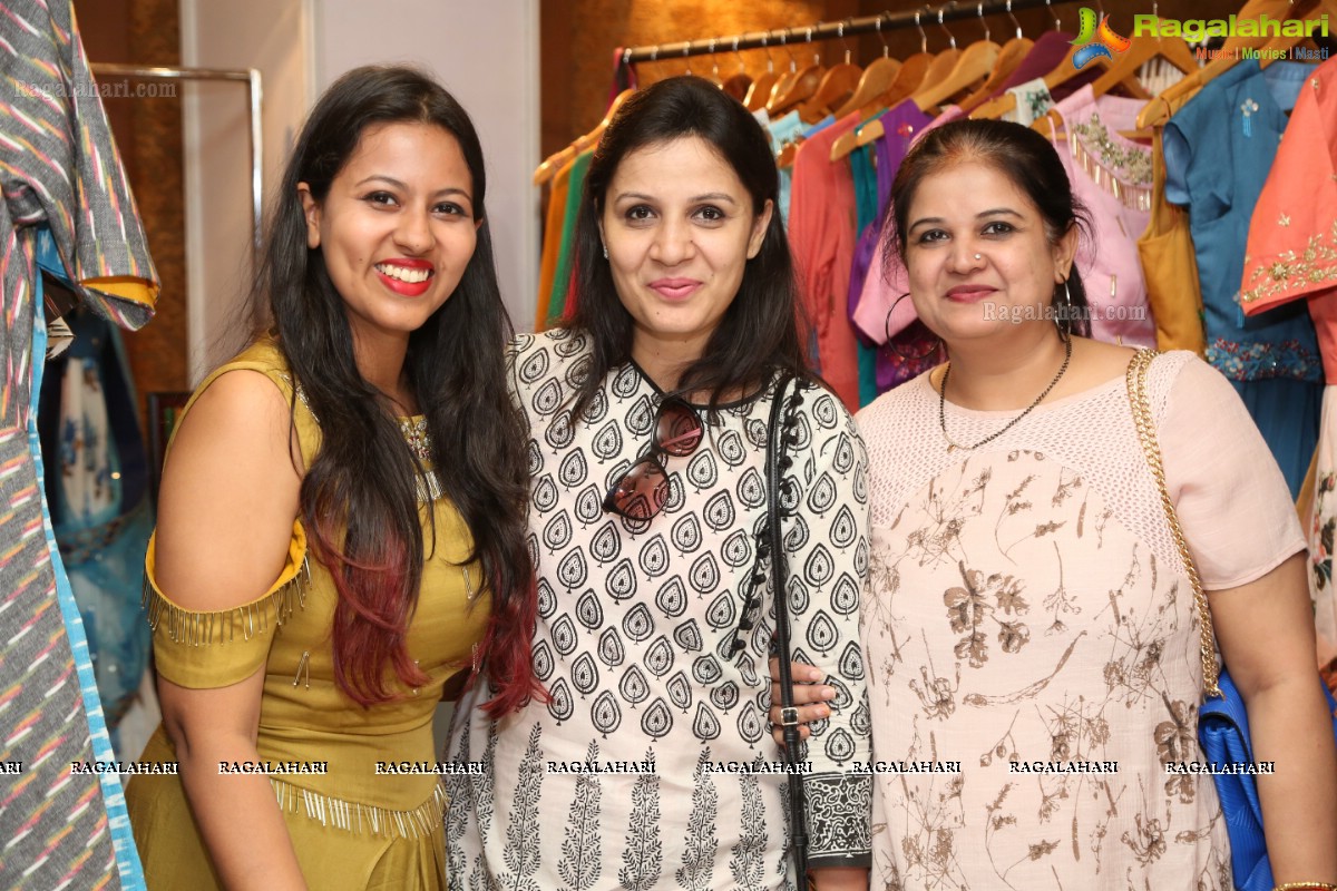 Araaish, A Fundraiser exhibition for Save The Children India foundation