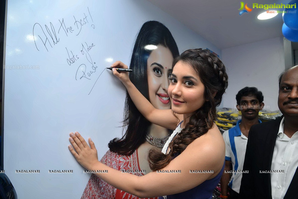 Raashi Khanna inagurates Big C Mobile Store in Guntur