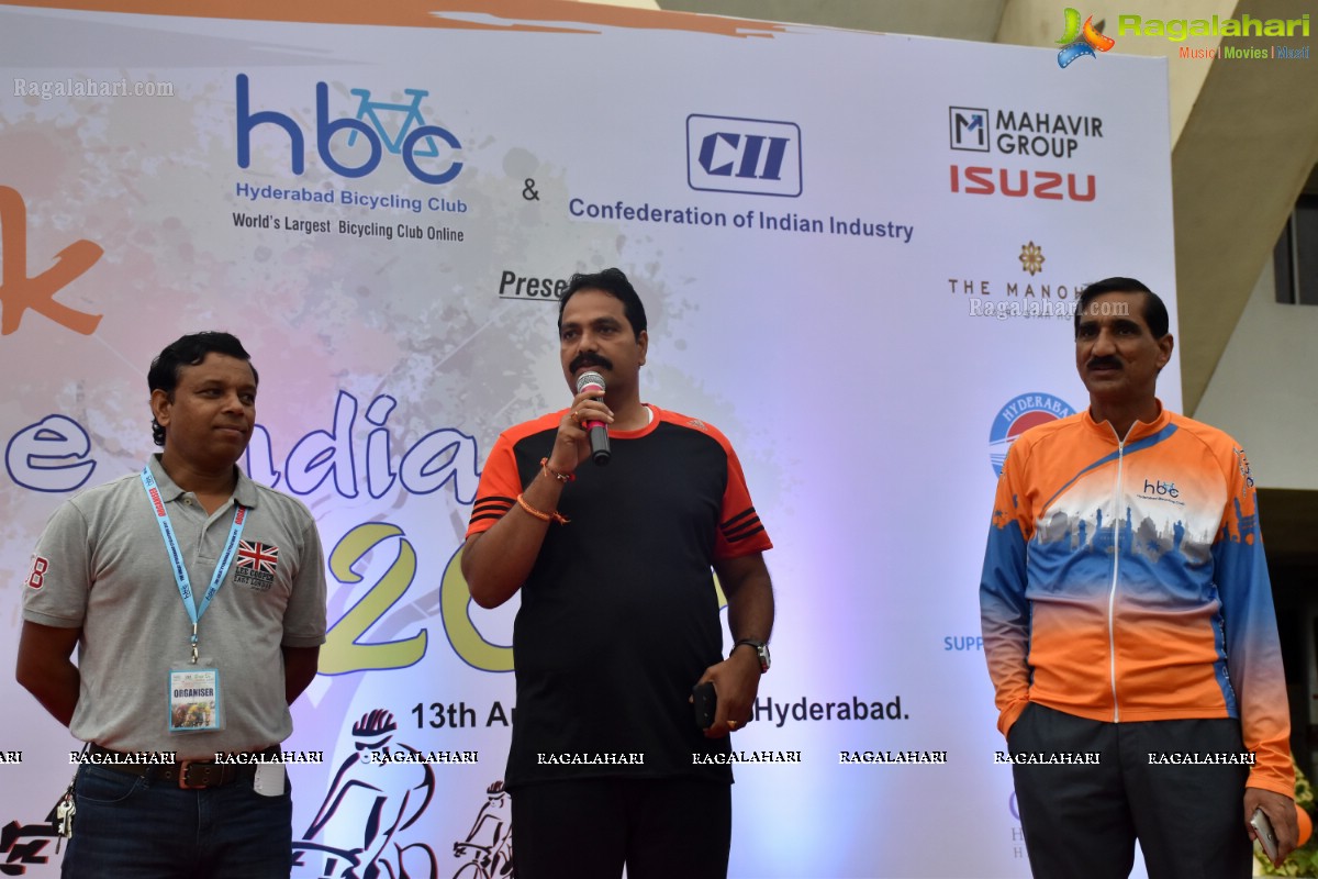 Chak De India Ride by Hyderabad Bicycling Club and CII at HITEX