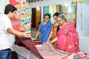 Aafia Bhardwaj inaugurates Indian Silk Expo