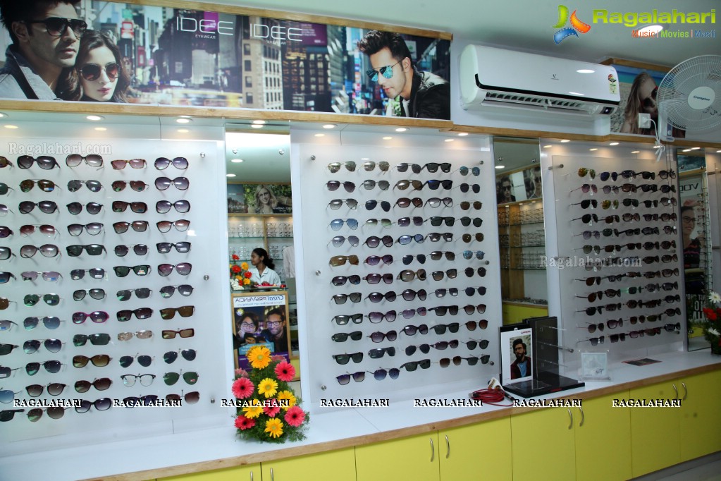 Grand Launch of KSR Laser Vision Eye Care and Eye Hospital, Nallakunta