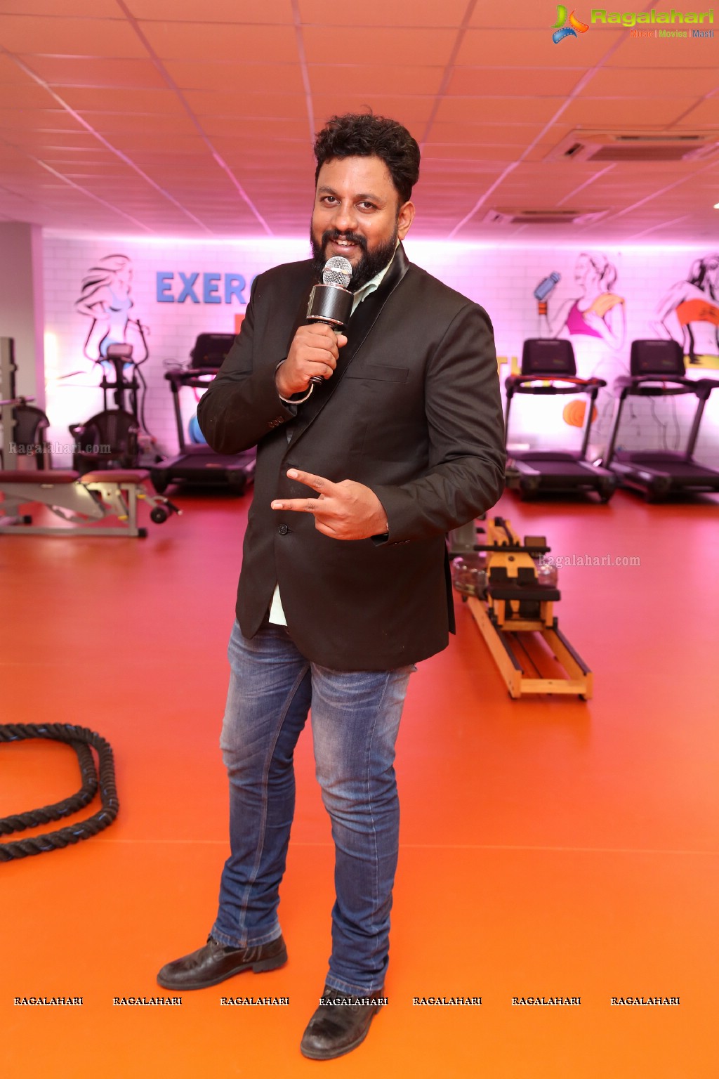 Vishnu Manchu inaugurates Leads Fitness Gym, Kondapur