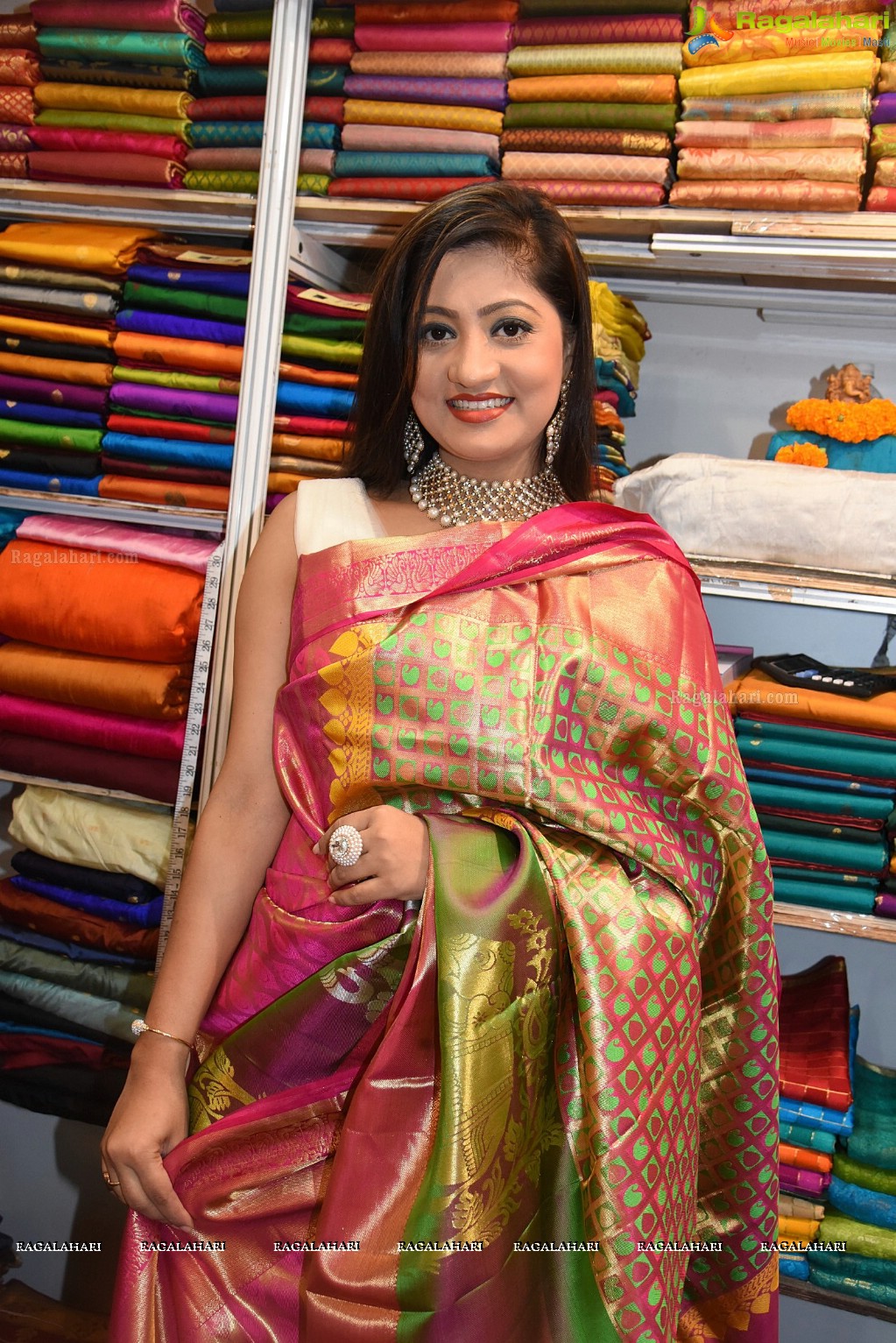 Lipsa Mishra Inaugurates Silk India Expo at Bhubaneswar