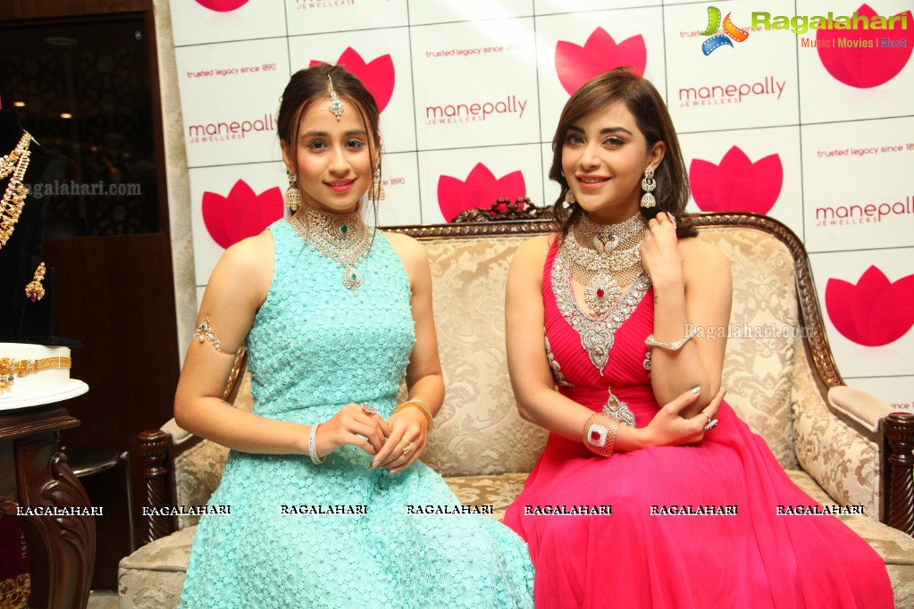 Angela Krislinzki launches Manepally Jewellers Diamond Mela