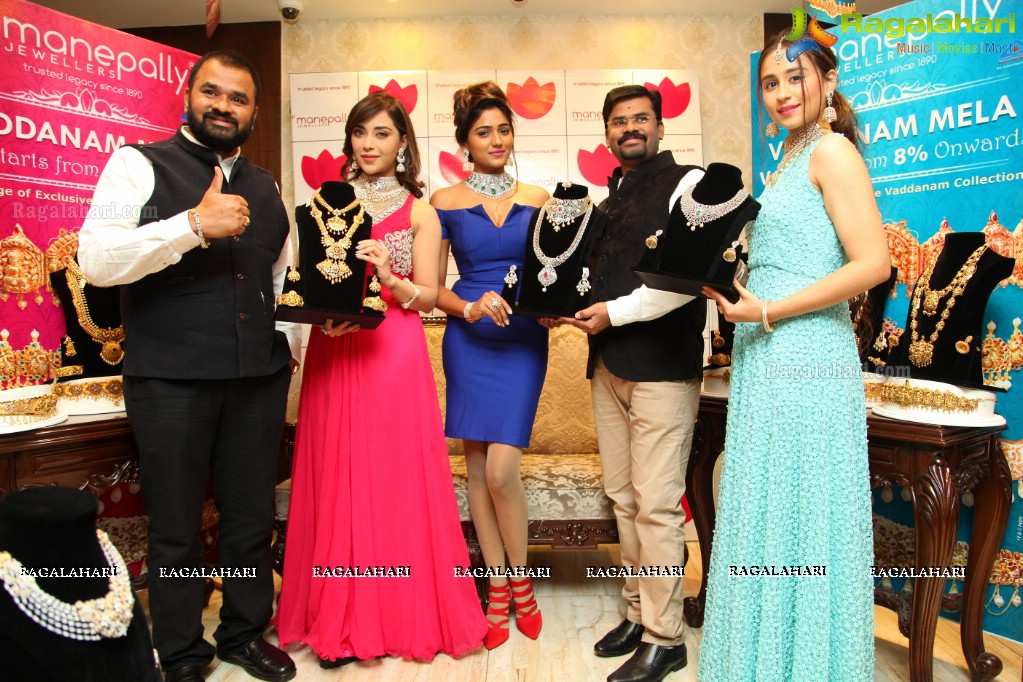 Angela Krislinzki launches Manepally Jewellers Diamond Mela