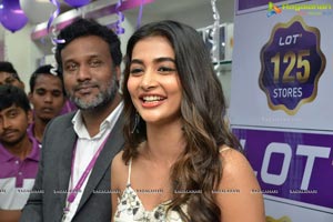 Pooja Hegde launches Lot Mobile Store in Vijayawada