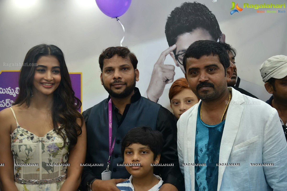 Pooja Hegde launches Lot Mobile Store in Vijayawada