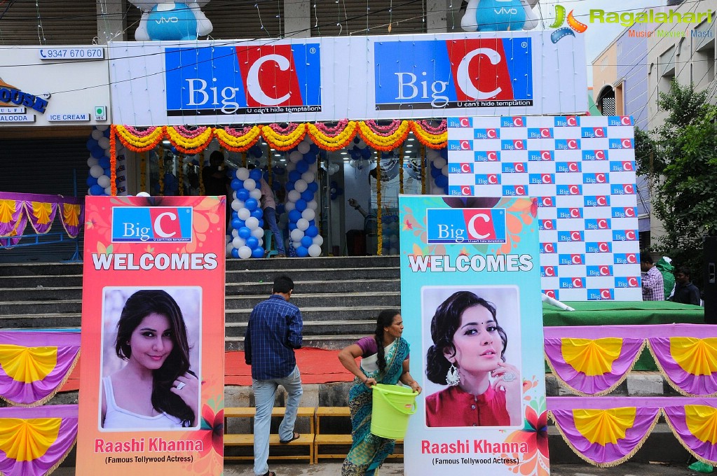 Raashi Khanna launches Big C Mobile Store at Tirupati