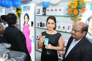 Raashi Khanna Big C Mobile Store