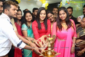 Rashmi Gautam Be You Salon Kondapur