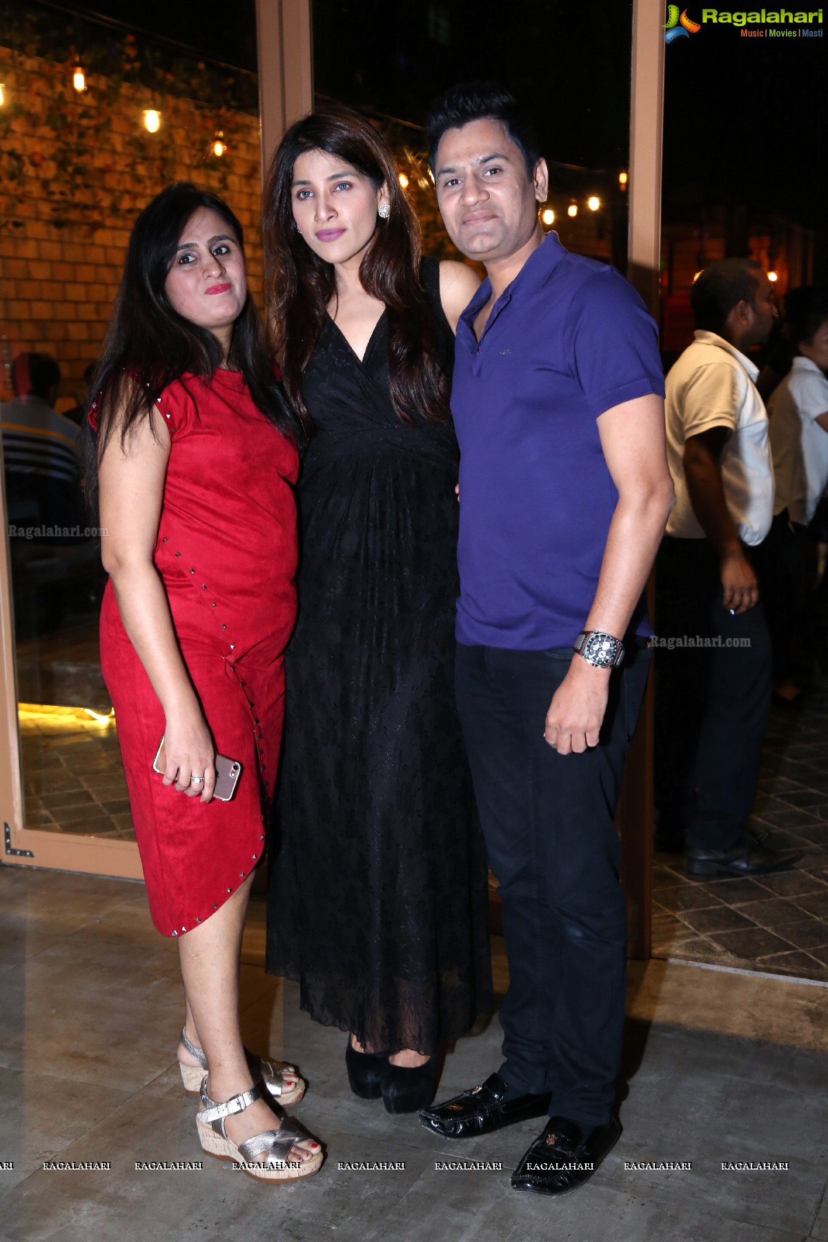 Shilpa Singh Freindship Day Party 'Freinds Forever' at Karma