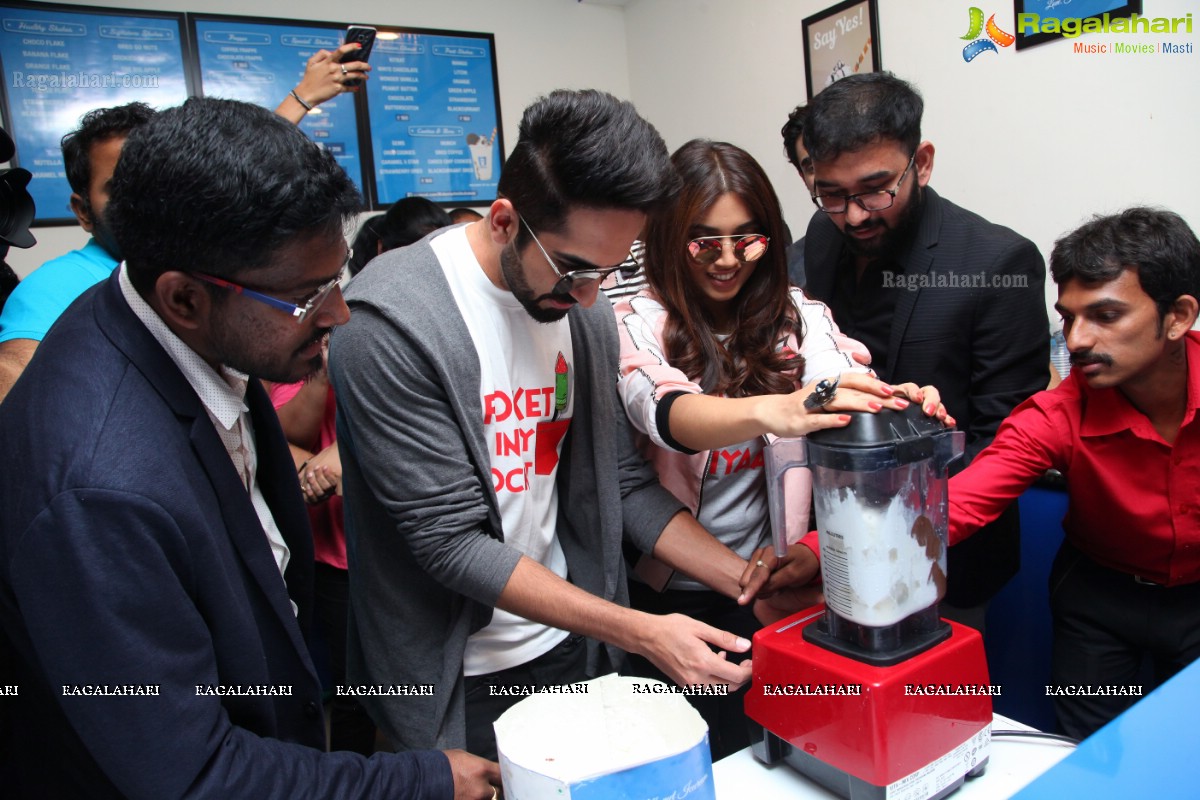 Shubh Mangal Saavdhan Team at Makers of Milkshakes