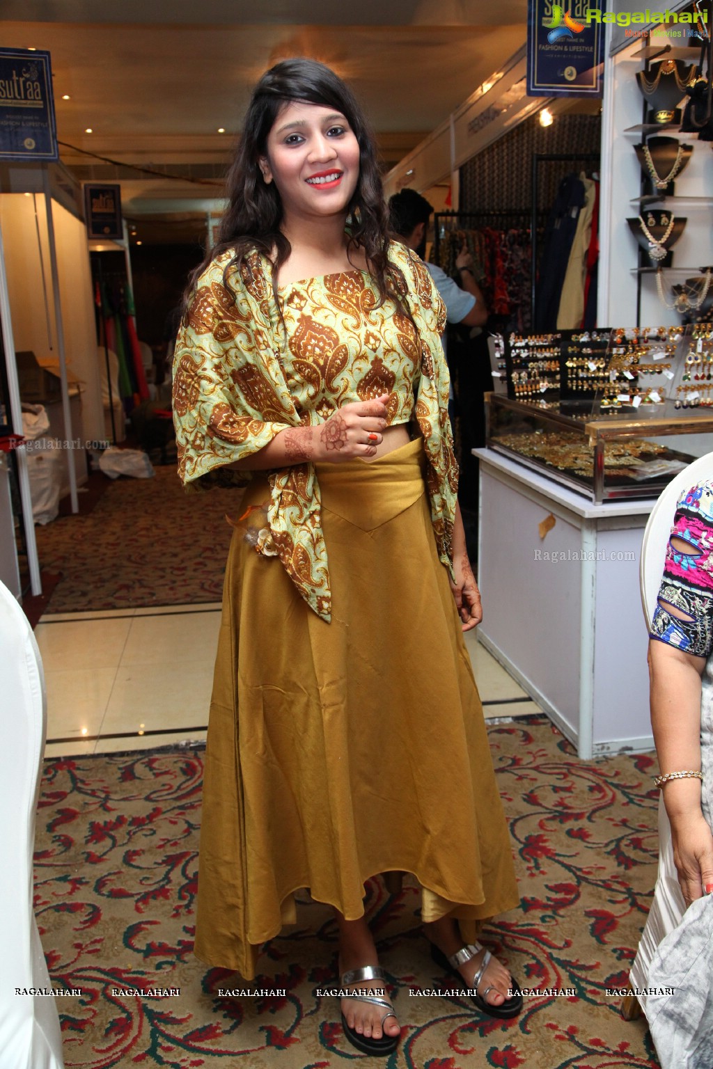 Hamsa Nandini inaugurates Sutraa Fashion Exhibition at Taj Krishna