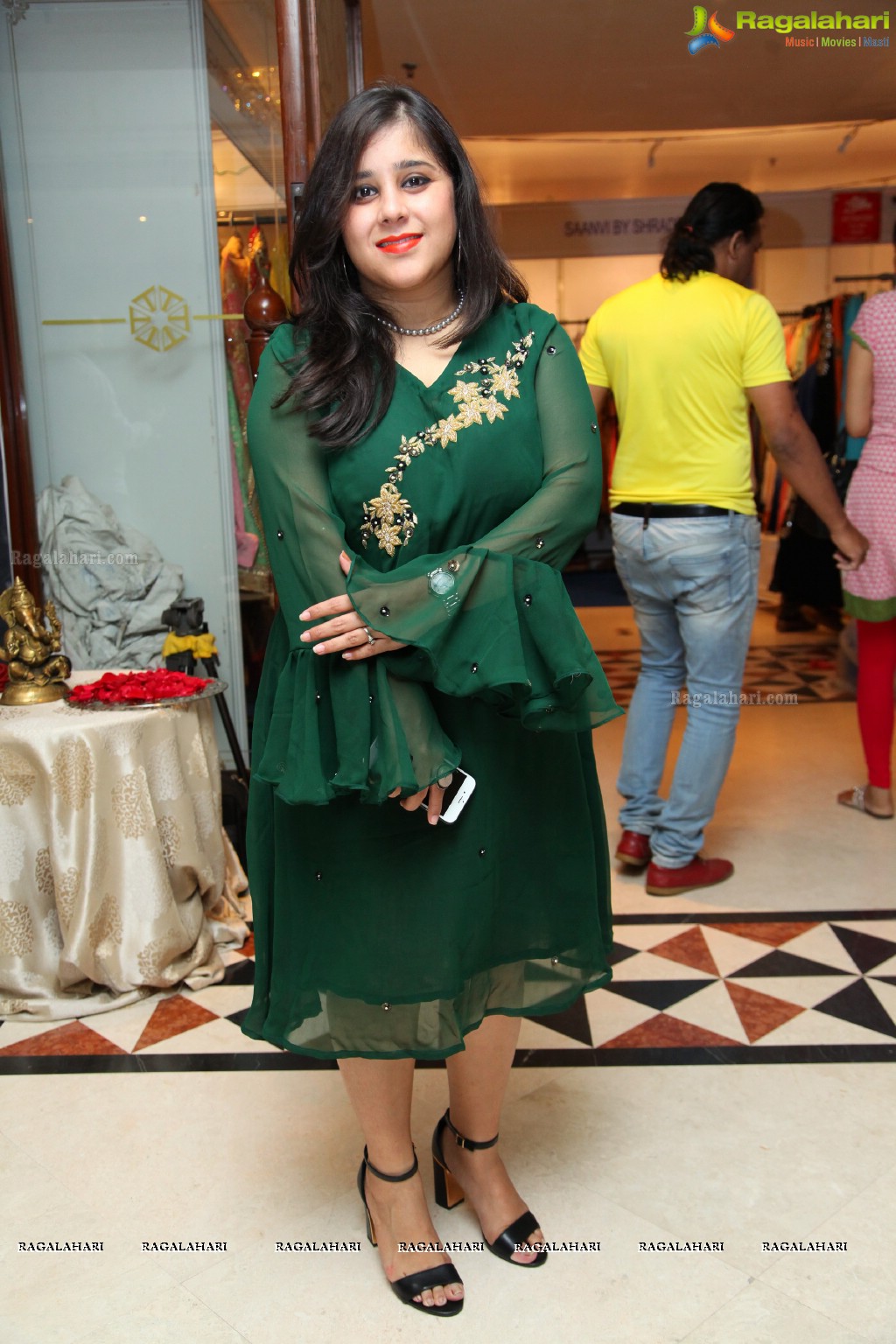 Hamsa Nandini inaugurates Sutraa Fashion Exhibition at Taj Krishna