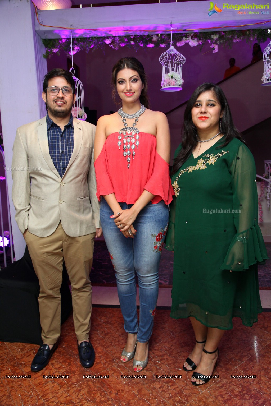 Hamsa Nandini inaugurates Sutraa Fashion Exhibition at Taj Krishna