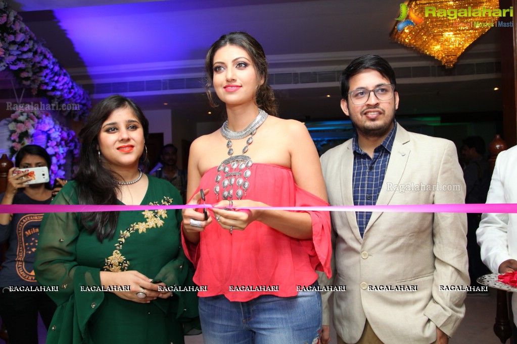 Hamsa Nandini inaugurates Sutraa Fashion Exhibition at Taj Krishna