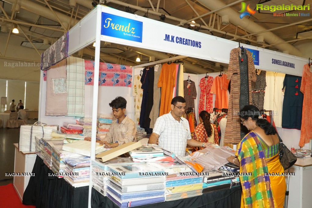 Divya Nandini launches Trendz Life Style Expo at N Convention