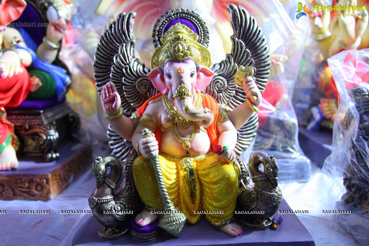 Ganesh Chaturthi Idols Sale at Uppal, Hyderabad