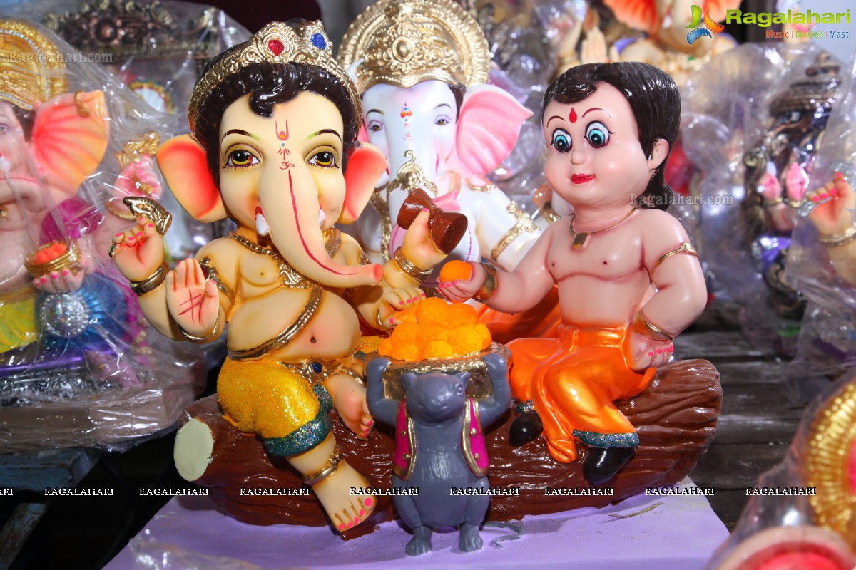 Ganesh Chaturthi Idols Sale at Uppal, Hyderabad