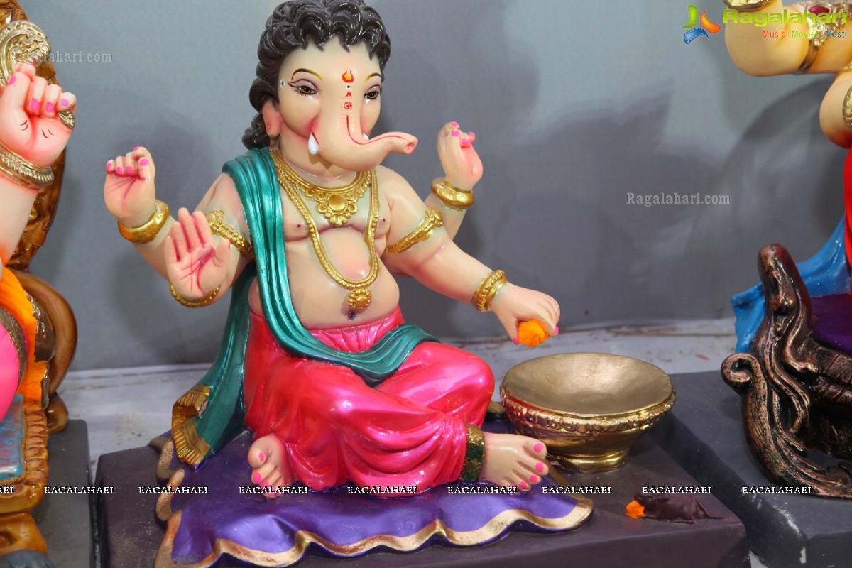 Ganesh Chaturthi Idols Sale at Uppal, Hyderabad