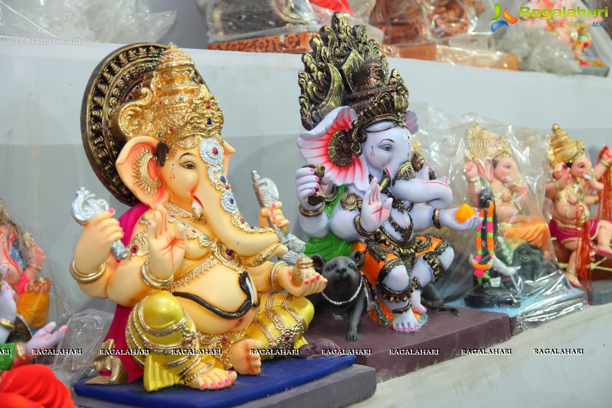 Ganesh Chaturthi Idols Sale at Uppal, Hyderabad