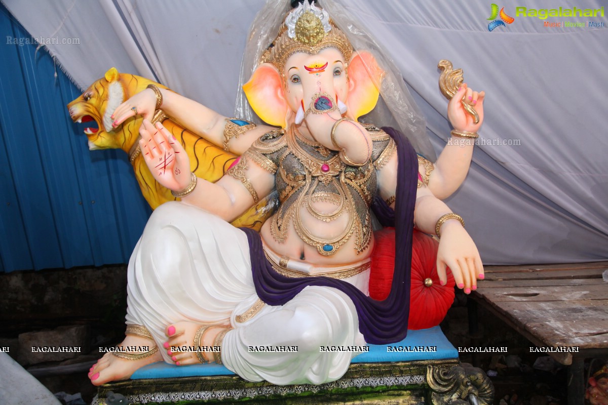 Ganesh Chaturthi Idols Sale at Uppal, Hyderabad