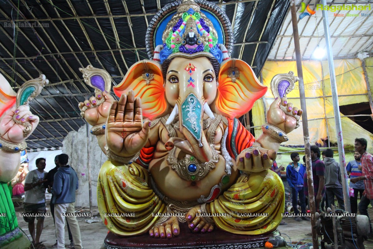 Ganesh Chaturthi Idols Sale at Uppal, Hyderabad