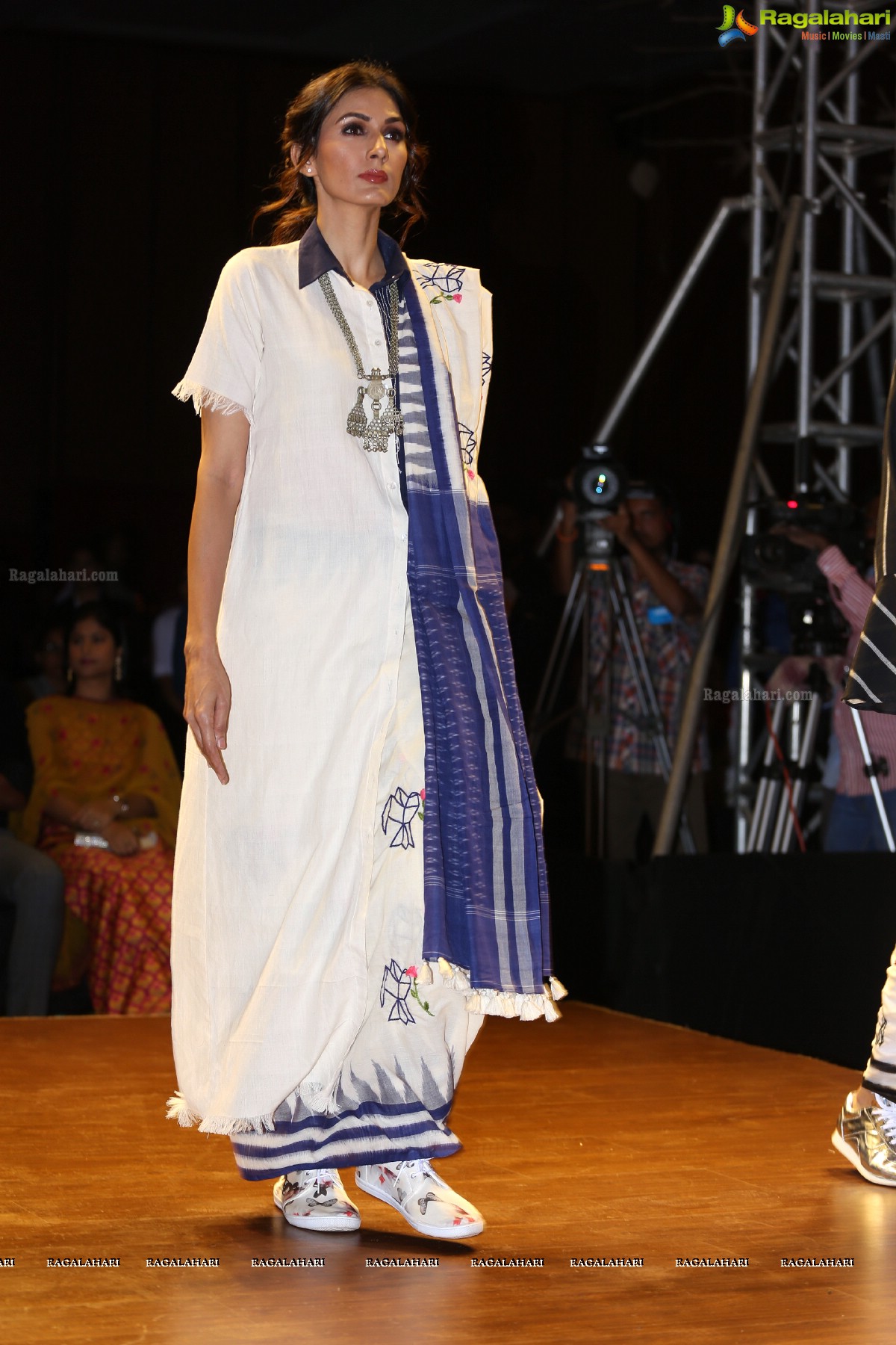 Woven 2017, Handloom Fashion show to support weavers