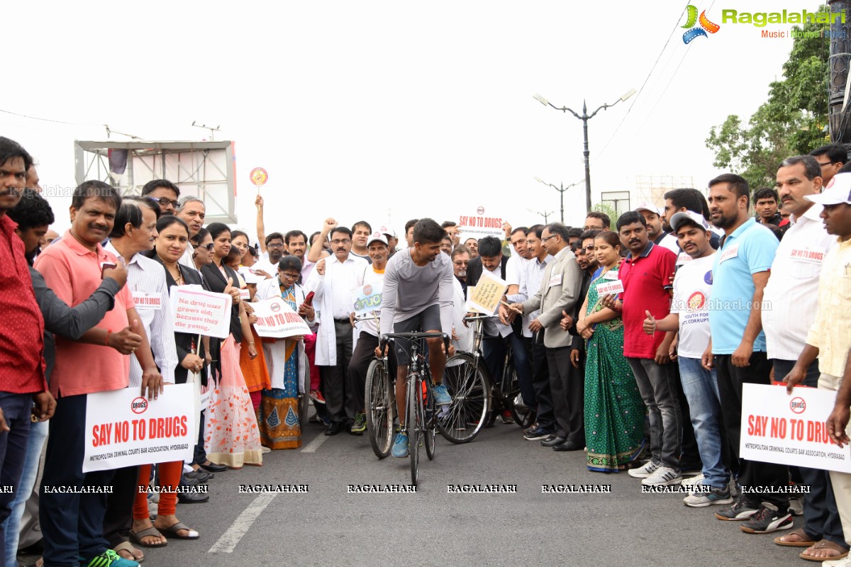 Say No To Drugs 5K - Cycling by Youth For Anticorruption, MCC Bar Association & Indian Medical Association at Necklace Road