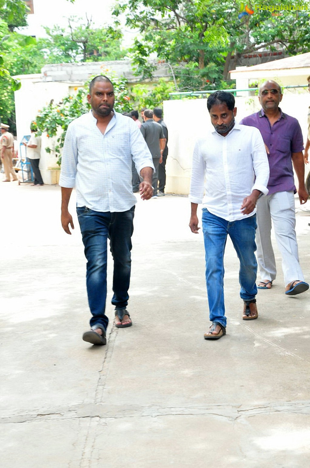 Celebrities Pay Homage To Nandamuri Harikrishna