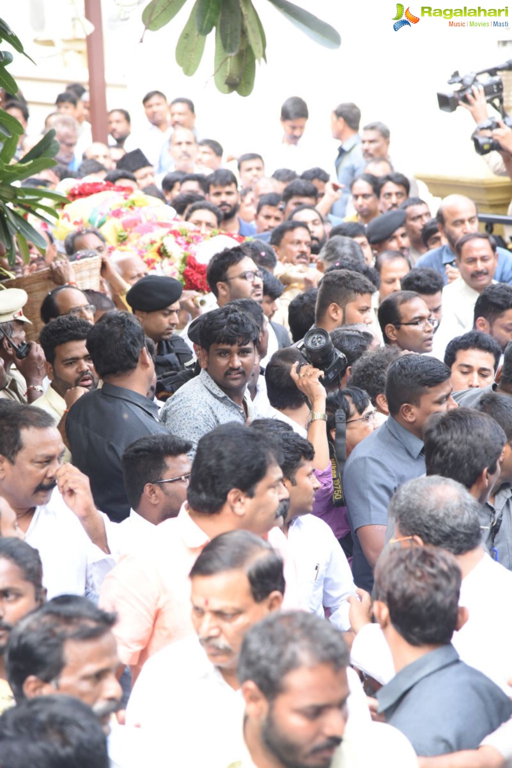 Last rites of Nandamuri Harikrishna