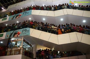 Nannu Dochukundhuvate Team at CMR Mall in Vizag