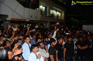 Nannu Dochukundhuvate Team at CMR Mall in Vizag