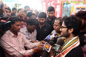 Nannu Dochukunduvate Team at Arasavalli Suryanarayana Tmpl