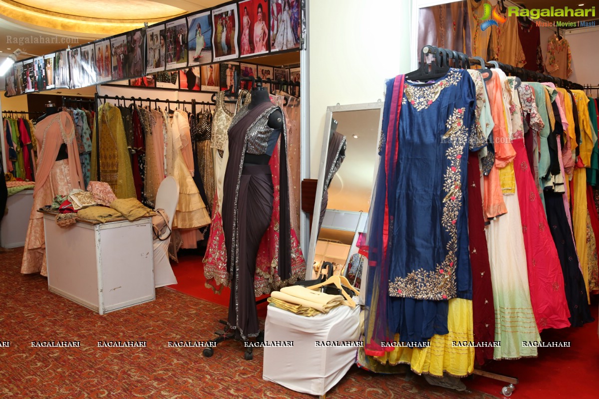 Charishma Shreekar Launches Akritti Exhibition & Sale at Taj Krishna