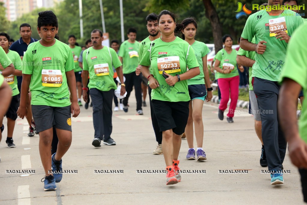 IT Secretary Jayesh Ranjan flags off 5K Fun Run - Airtel Hyderabad Marathon 