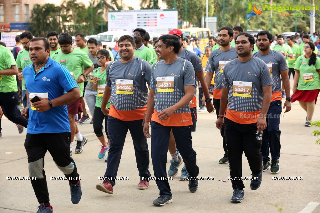 IT Secretary Jayesh Ranjan flags off 5K Fun Run - Airtel Hyderabad Marathon 