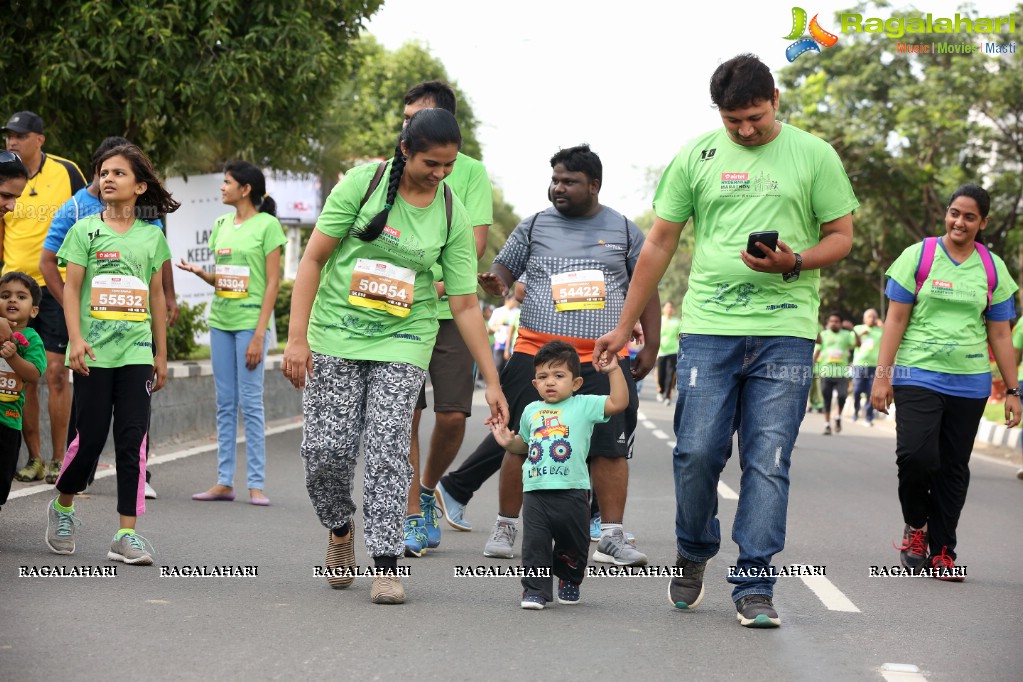 IT Secretary Jayesh Ranjan flags off 5K Fun Run - Airtel Hyderabad Marathon 