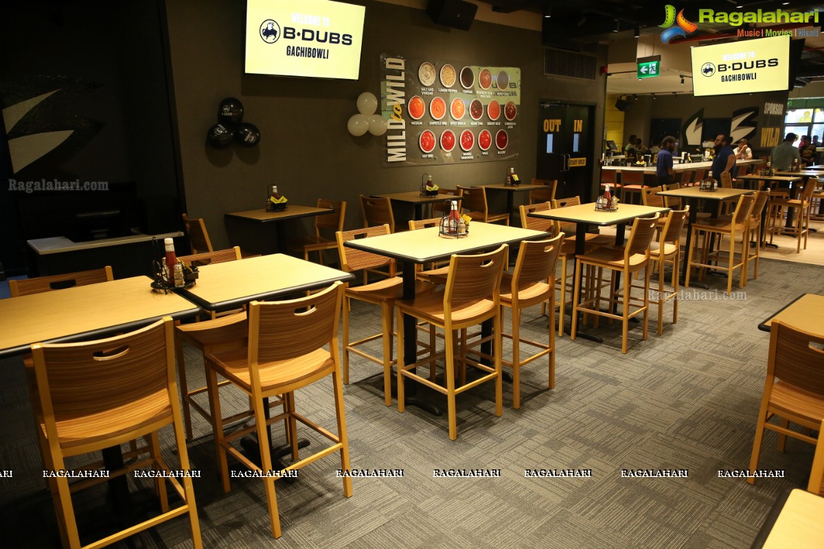 Allu Arjun launches B Dubs at Gachibowli, Hyderabad