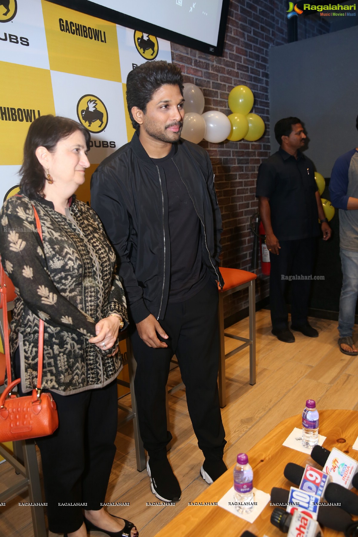 Allu Arjun launches B Dubs at Gachibowli, Hyderabad