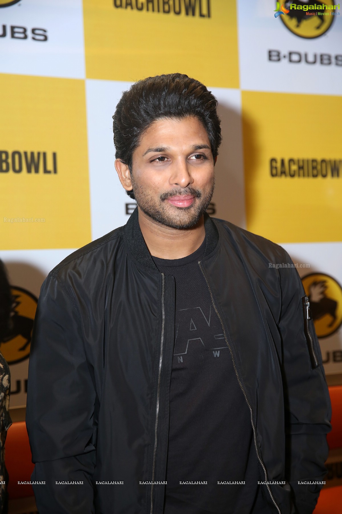 Allu Arjun launches B Dubs at Gachibowli, Hyderabad